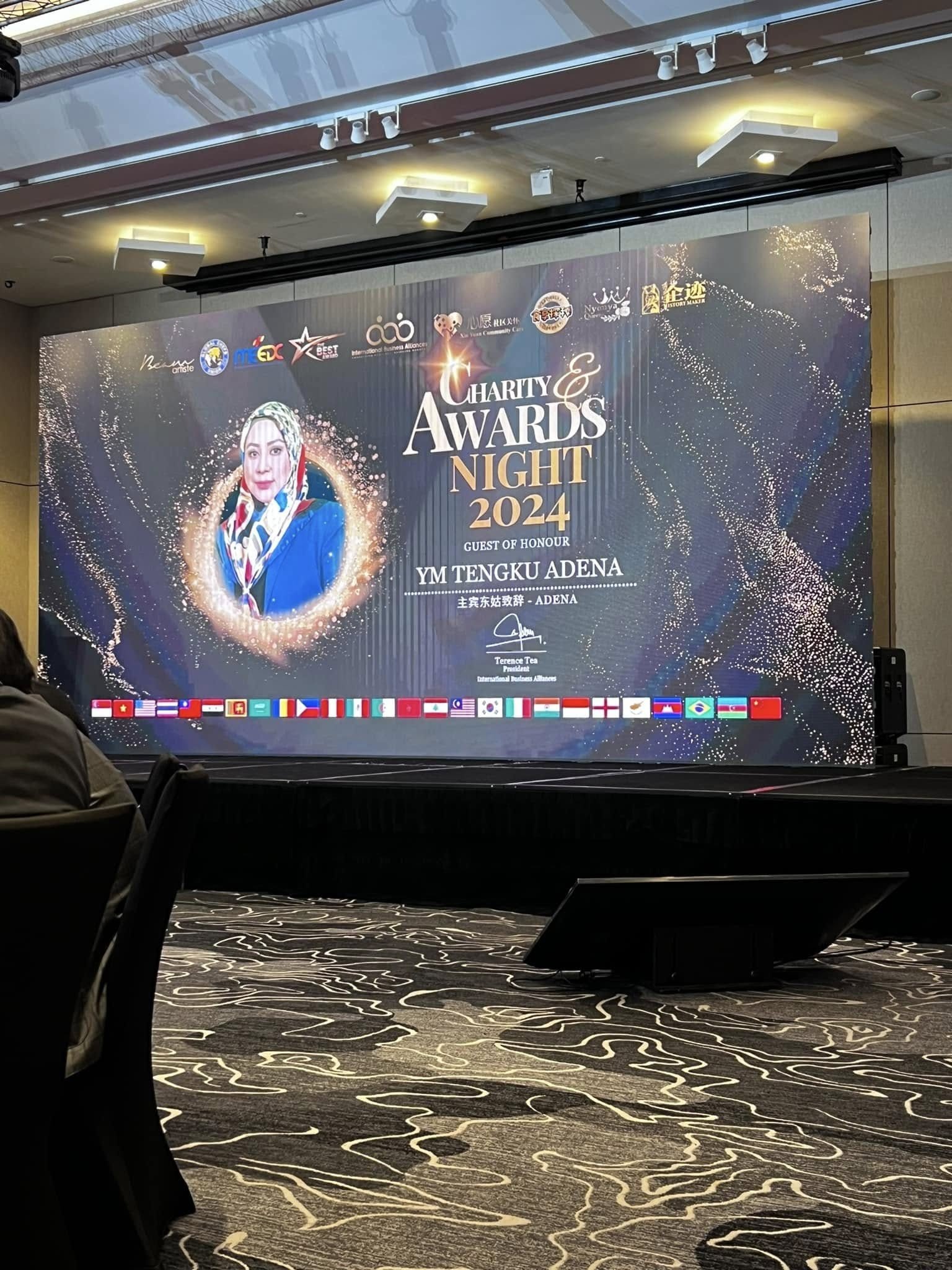Skrin Charity & Awards Night 2024 menampilkan Yang Mulia Tengku Adena sebagai Tetamu Kehormat